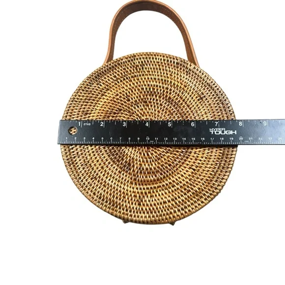 Amerii Round Hand Woven Rattan Handbag - Picture 4 of 5